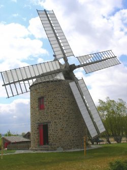 moulin_avec_ailes_1.jpg